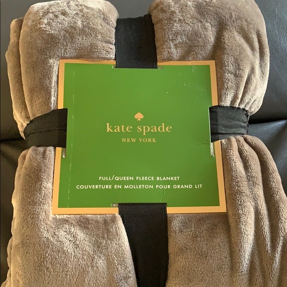 kate spade Other - KATE SPADE ♠️ Fleece Blanket